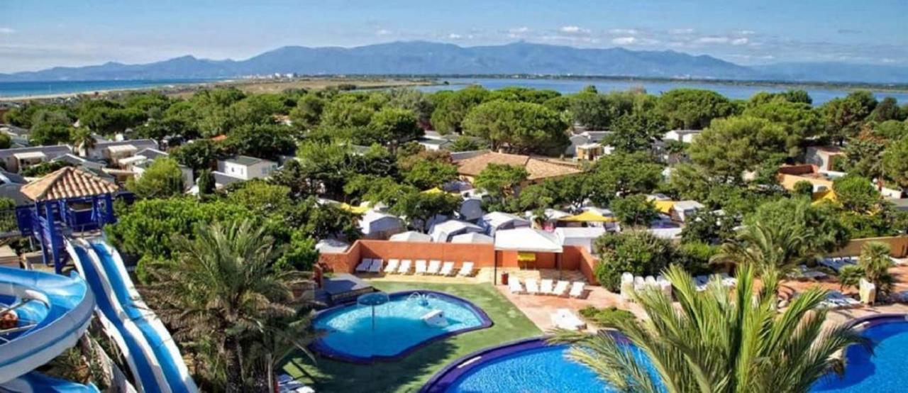 Mhvacances Louent Plusieurs Mobilhomes Dans Camping 4 Etoiles A 200M De La Plage Et Cure Thermale Кане Экстерьер фото