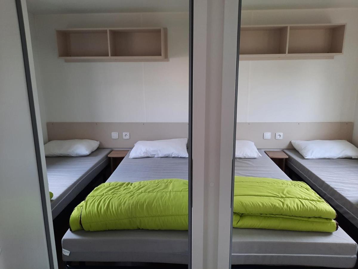 Mhvacances Louent Plusieurs Mobilhomes Dans Camping 4 Etoiles A 200M De La Plage Et Cure Thermale Кане Экстерьер фото